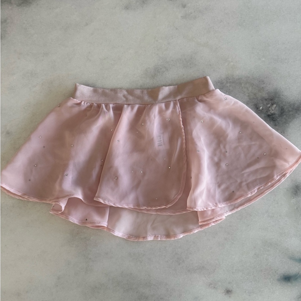 2 Dance Leotards with Skirts + 2 additional Skirts, good condition, girls small - Picture 7 of 10